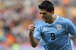 Uruguay's striker Luis Suarez celebrates